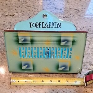 Vintage Enamel Potholder Holder